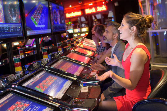 Para Pejuang Slot: Mengenal Para Pemain Casino